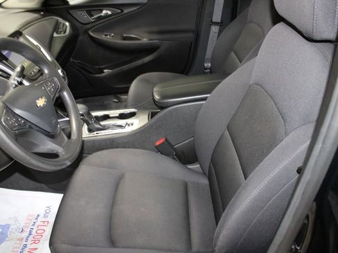 Used 2023 Chevrolet Malibu LT image 12