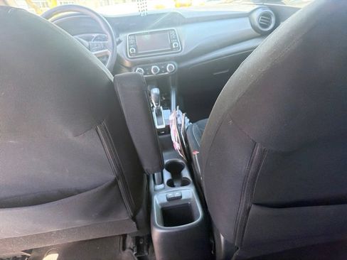 Certified 2018 Nissan Kicks S FWD image 10