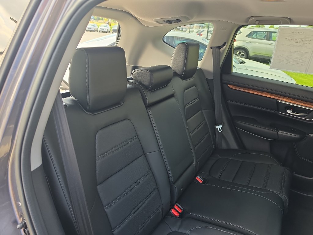 Used 2021 Honda CR-V Touring image 12