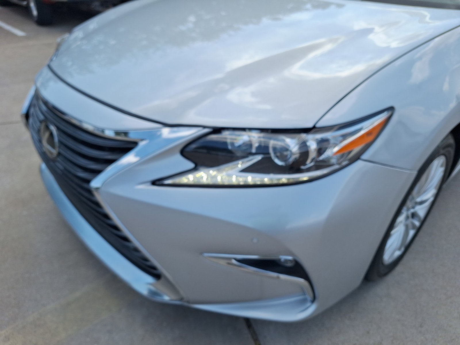 Used 2017 Lexus ES 350 w/ Premium Package FWD image 10