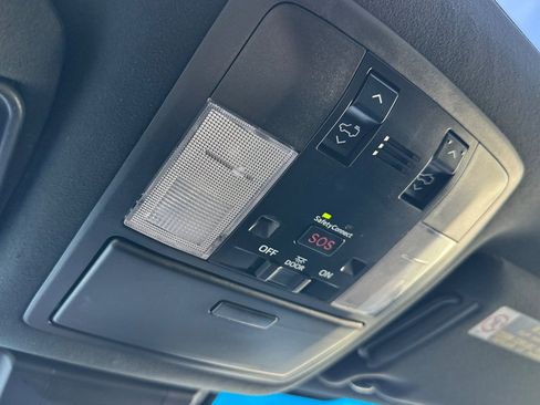 Certified 2021 Lexus GX 460 Premium w/ Premium Package image 23