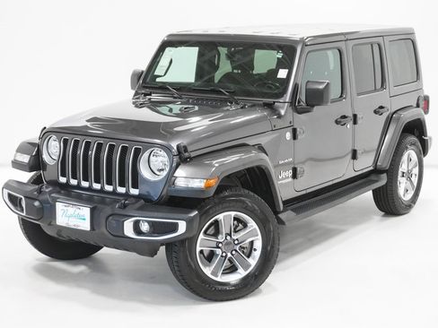 Certified 2021 Jeep Wrangler Unlimited Sahara image 2