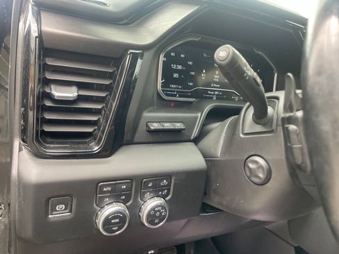 Used 2024 GMC Sierra 1500 AT4 w/ Technology Package AWD/4WD image 30