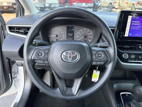 Used 2024 Toyota Corolla LE FWD image 22