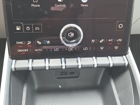 New 2026 GMC Terrain Denali w/ LPO, Floor Liner Package AWD/4WD image 29