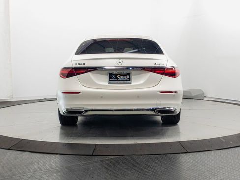 Used 2023 Mercedes-Benz S 580 4MATIC Sedan w/ 3D Technology Package image 34