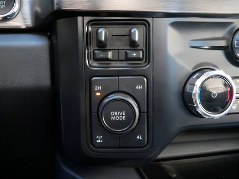 Used 2024 Ford F250 Lariat w/ Lariat Ultimate Package image 24