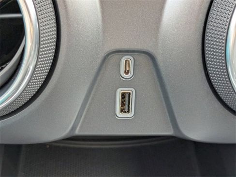 Used 2021 Chevrolet Blazer LT image 24