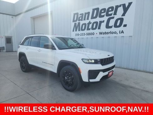 New 2026 Jeep Grand Cherokee 4WD image 1