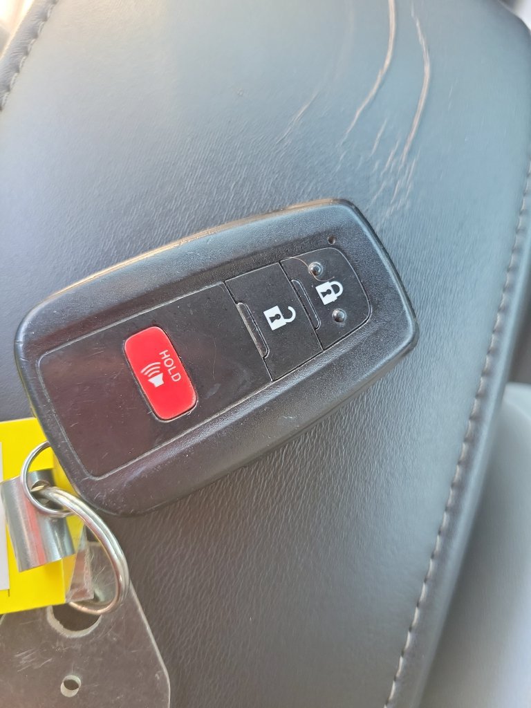 Used 2020 Toyota Corolla XSE FWD image 34