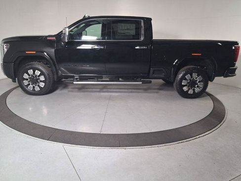 New 2026 GMC Sierra 2500 Denali w/ Denali Reserve Package AWD/4WD image 7