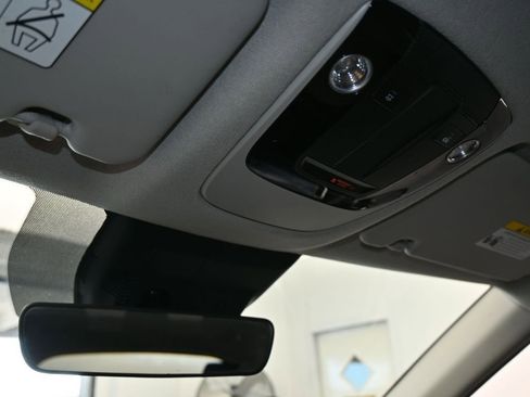 Used 2023 Kia Seltos S image 22