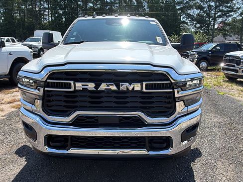 New 2027 RAM 3500 Tradesman w/ Chrome Appearance Group A AWD/4WD image 3
