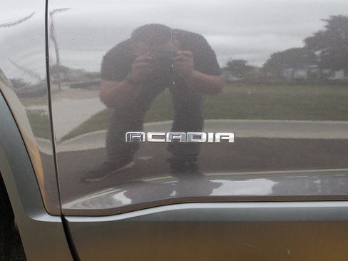 Used 2019 GMC Acadia SLE w/ Driver Alert Package I image 23