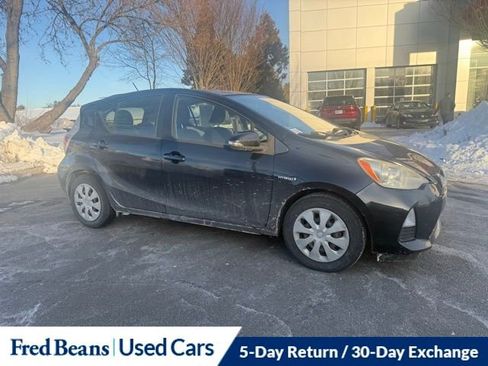 Used 2012 Toyota Prius C image 3