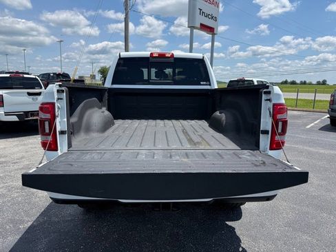 Used 2024 RAM 2500 Laramie AWD/4WD image 36