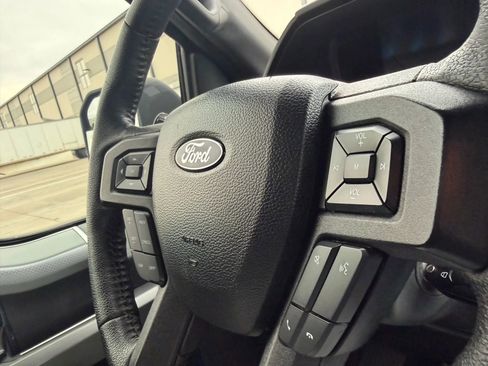 Used 2015 Ford F150 XLT w/ Equipment Group 302A Luxury image 29