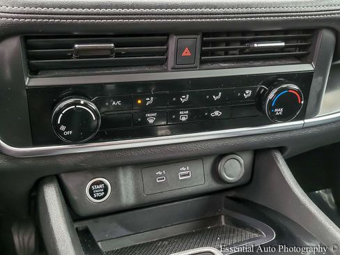 Used 2023 Nissan Rogue S FWD image 19