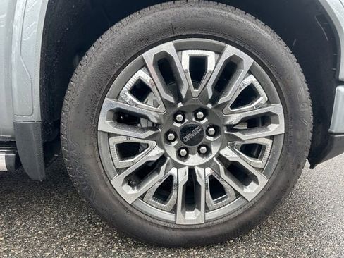 New 2026 GMC Sierra 1500 Denali Ultimate AWD/4WD image 8