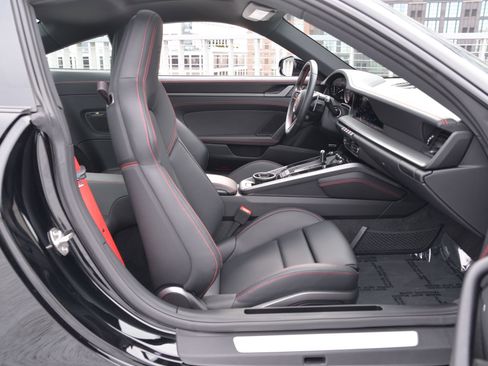 Certified 2024 Porsche 911 Carrera image 14