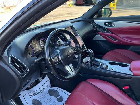Used 2017 INFINITI Q60 Red Sport 400 image 29
