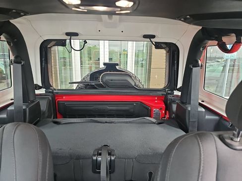 Used 2020 Jeep Wrangler Rubicon w/ LED Lighting Group AWD/4WD image 26