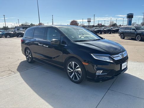 Used 2019 Honda Odyssey Elite image 9