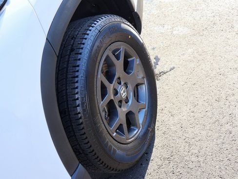 Certified 2024 Honda Pilot TrailSport image 35