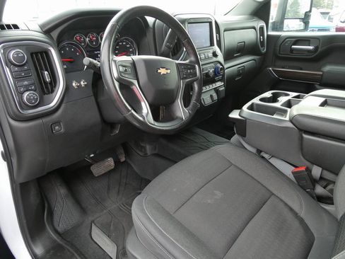 Certified 2021 Chevrolet Silverado 2500 LT w/ Fleet Comfort Package image 20