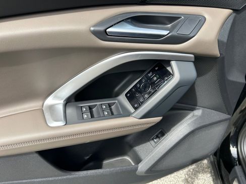 New 2025 Audi Q5 Premium Plus image 32