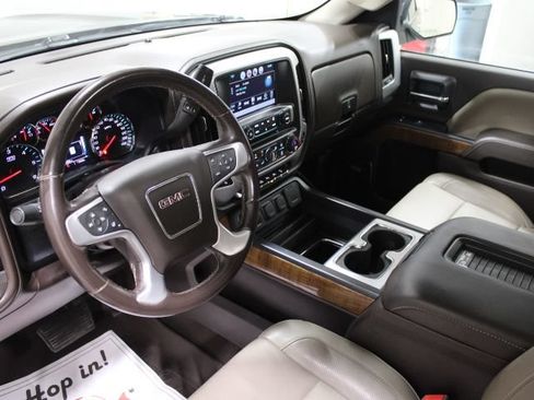Used 2018 GMC Sierra 1500 SLT AWD/4WD image 46