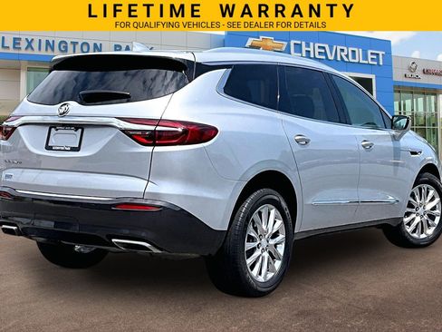Used 2021 Buick Enclave Essence w/ Sound and Sites Package FWD image 13