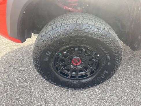 Used 2023 Toyota Tacoma TRD Pro image 11