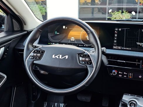 Used 2024 Kia EV6 Wind image 24