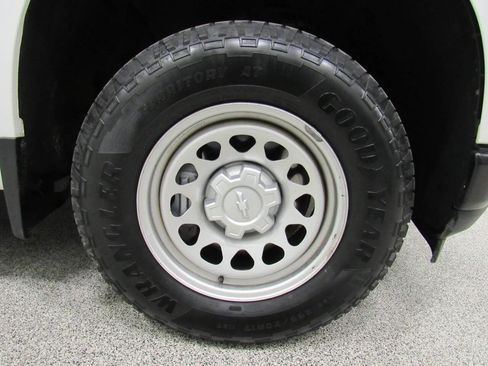 Used 2020 Chevrolet Silverado 1500 W/T w/ WT Value Package image 13