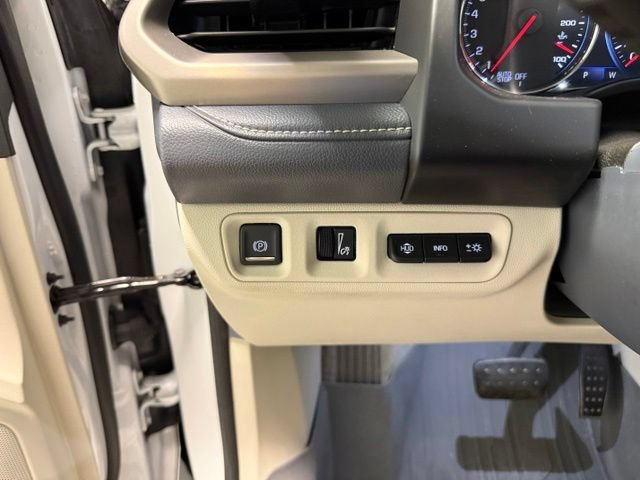 Used 2022 GMC Acadia Denali w/ Denali Ultimate Package AWD/4WD image 20
