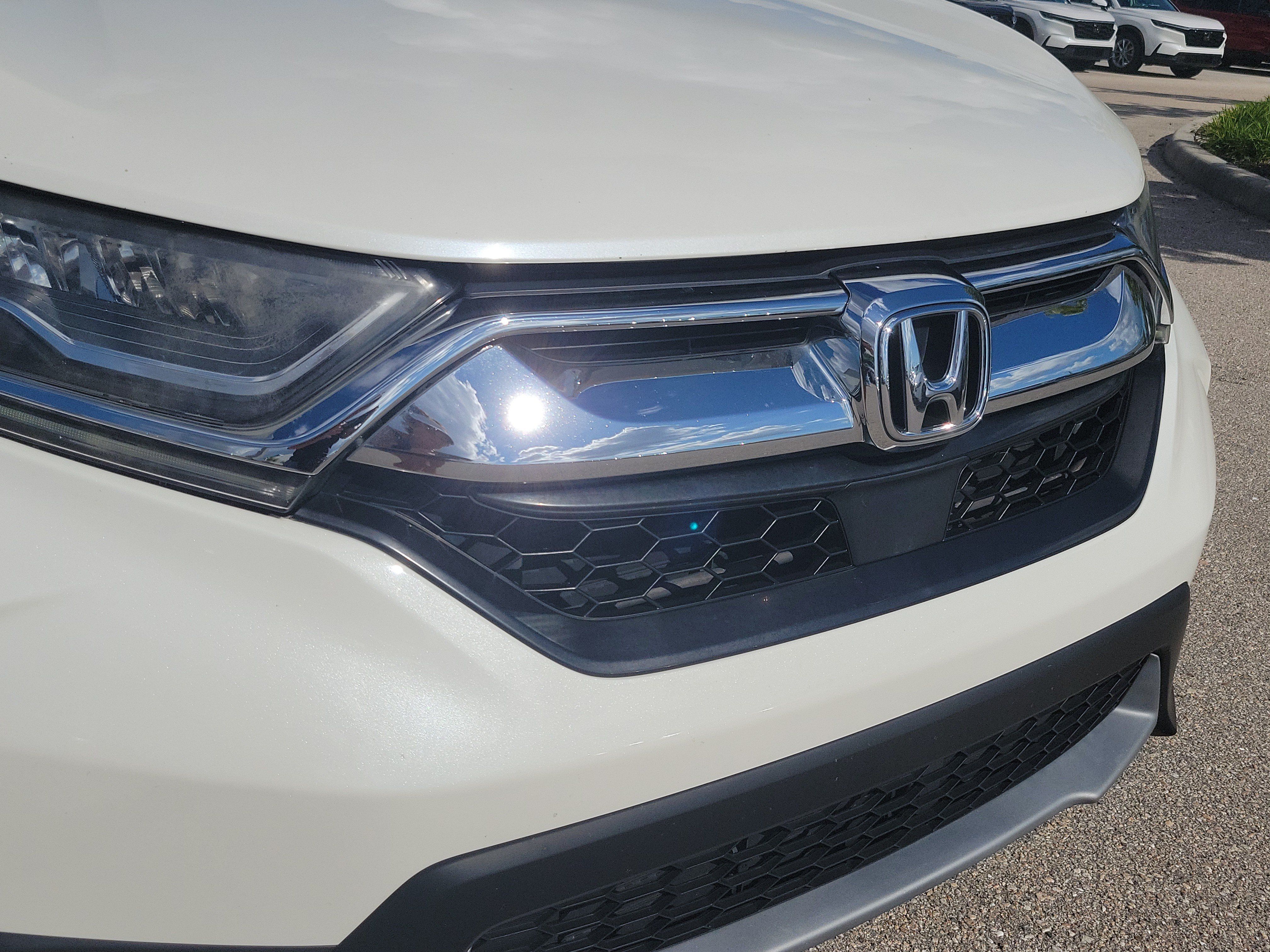 Used 2018 Honda CR-V Touring image 14