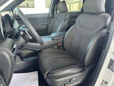 Used 2025 Hyundai Palisade Calligraphy image 22