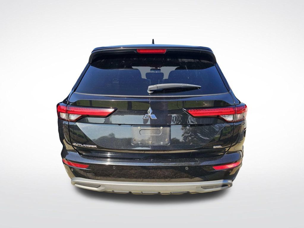 Used 2022 Mitsubishi Outlander SEL FWD image 14