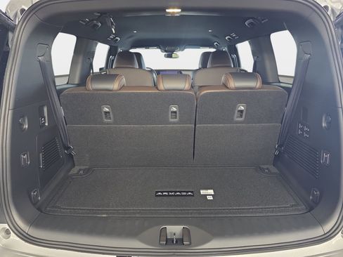 New 2026 Nissan Armada SL w/ Captain's Chari Seat Package AWD/4WD image 12