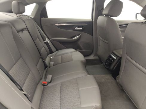 Used 2019 Chevrolet Impala LT w/ LT Convenience Package FWD image 19