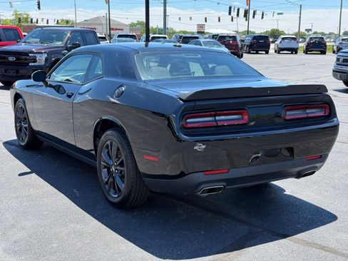 Used 2020 Dodge Challenger GT w/ Blacktop Package AWD/4WD image 6