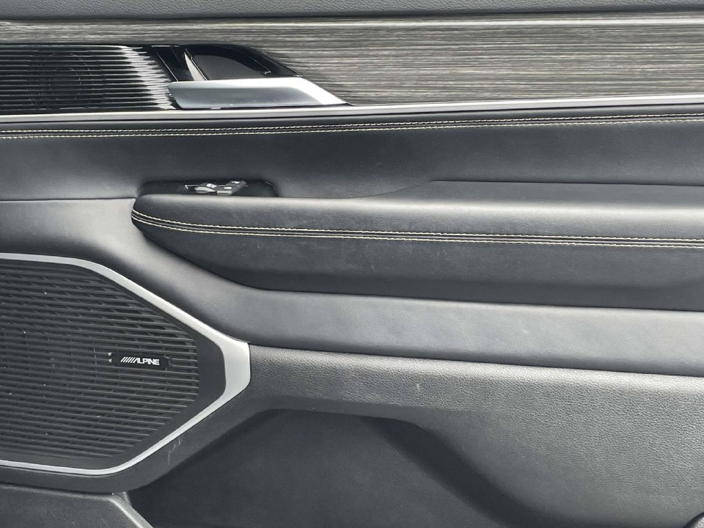 Used 2022 Jeep Wagoneer Series II w/ Flexible Seating Group AWD/4WD image 20