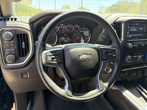 Used 2022 Chevrolet Silverado 1500 LTZ w/ LTZ Convenience Package II image 23