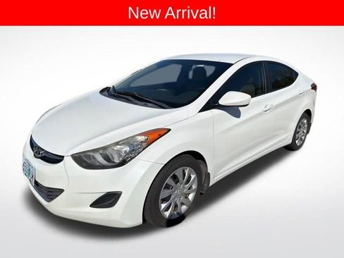 Used 2013 Hyundai Elantra GLS image 1