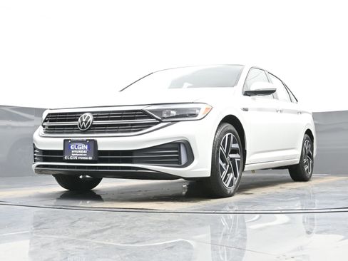 Used 2022 Volkswagen Jetta SEL FWD image 37