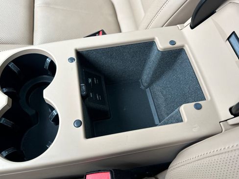 Certified 2023 Porsche Macan Turbo image 27