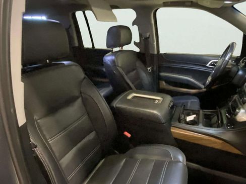 Used 2020 GMC Yukon XL Denali w/ Denali Ultimate Package AWD/4WD image 34