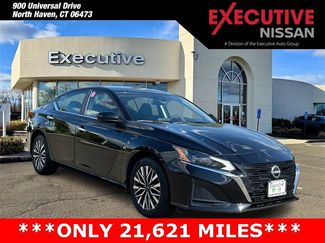 Certified 2023 Nissan Altima 2.5 SV image 1