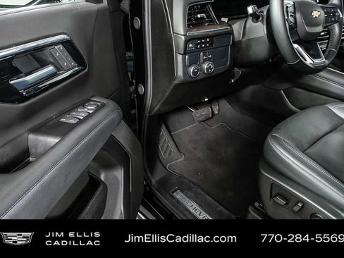 Used 2025 Chevrolet Tahoe LT image 7